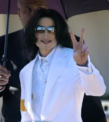 Michael+Jackson+michael_jackson_court_day1_pic.jpg Pictures, Images and Photos