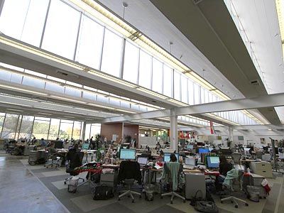Kantor Facebook kantorFacebook Pendapatan Zuckerberg 20 Triliun per hari