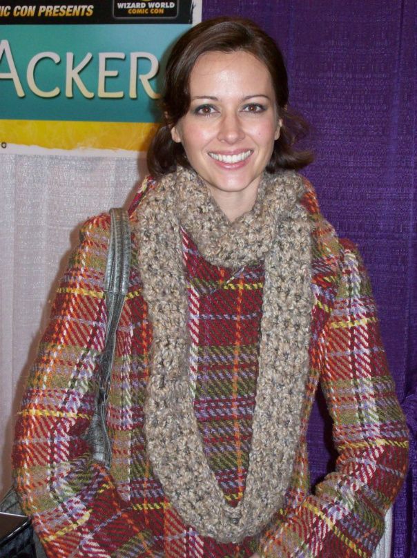 AmyAcker-1.jpg