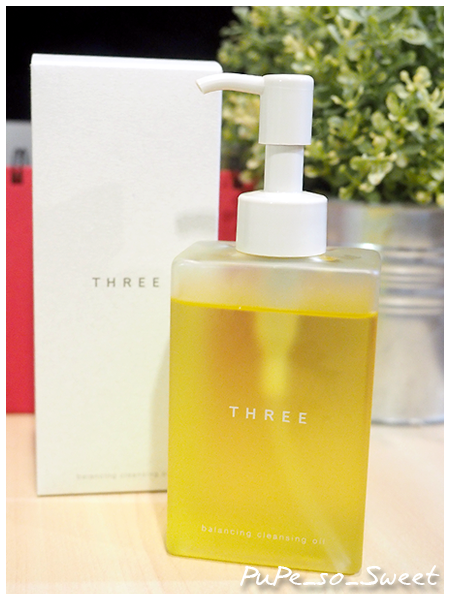  photo THREE Cleansing Oil 01.png
